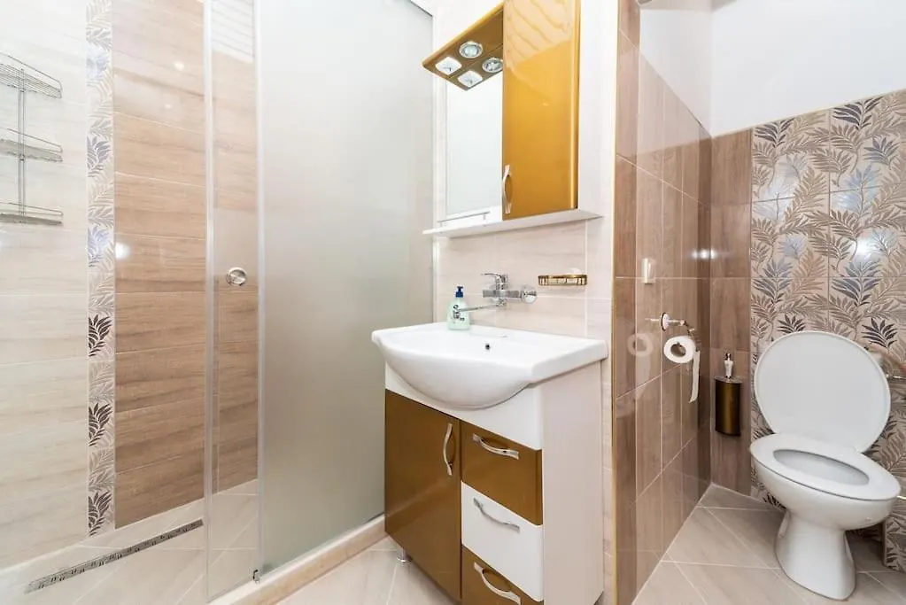 בורגאס Sea Garden Apartments Two Bedroom Lux 0*,  בולגריה